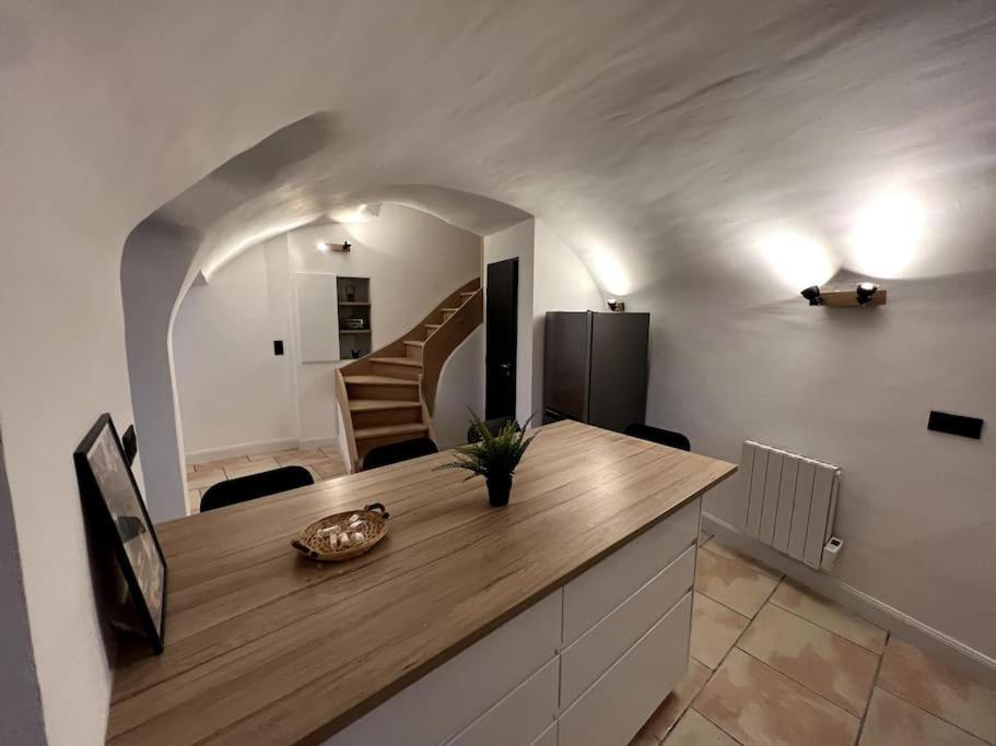 Maison De Ville Châteauneuf-du-Rhône Exteriér fotografie